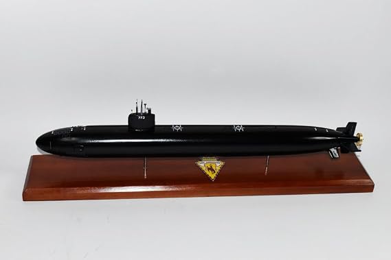 USS Santa Fe SSN-763 (Black Hull) Submarine Model,Navy,Scale Model,Mahogany,20 inch,LA Class