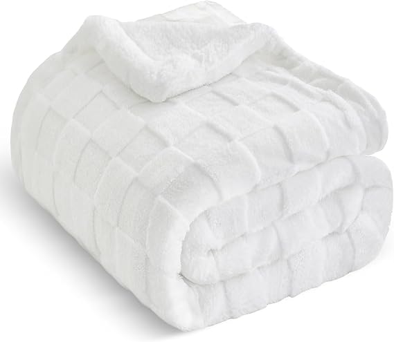 IVAPUPU Fleece Blanket Checkered Throw Blanket for Women Men Mom, Room Home Dorm Decor, White for Couch Cute Soft Cozy Throw 50x60 Inches
