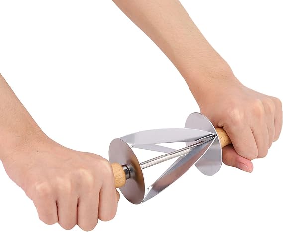 Croissant Cutter, 2Pcs Croissant Dough Rolls Pastry Cutter Nonstick Croissant Dough Cutter Stainless Steel Croissant Roller Cutter