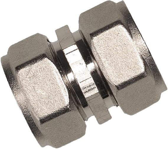 Maxline M8022 Union Fitting for 3/4-Inch Tubing