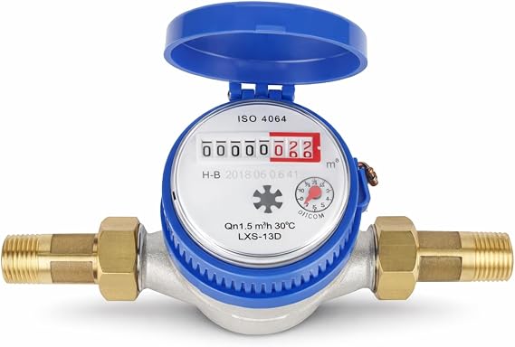 Oumefar 15mm 0.5 inch Water Meter Cold Water Meter Arbitrary Rotation Function with Fittings for Garden and Home Usage