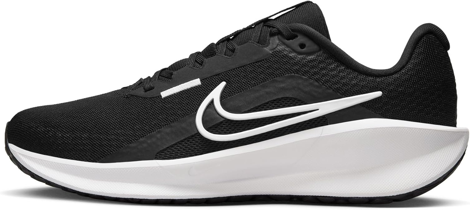 NIKE Women's W Downshifter 13Sneaker