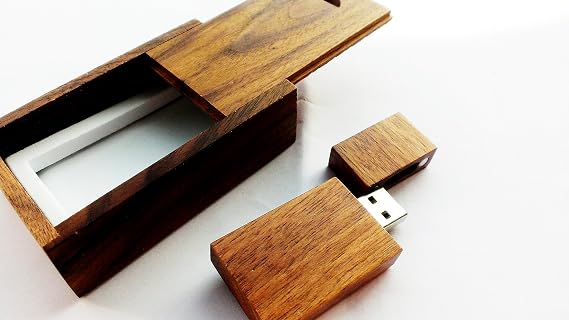 Wooden USB Flash Drive USB 2.0 with Walnut Gift Box (8GB)