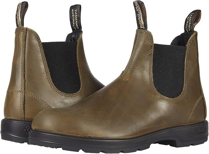 Blundstone 587 Rustic Leather Boot: Black | Outdoor Boots